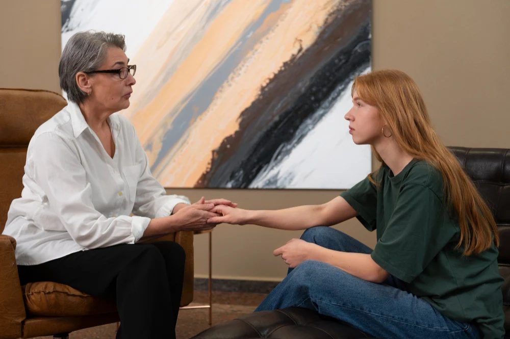 What Does an EMDR Therapist Do (and How to Find One)?